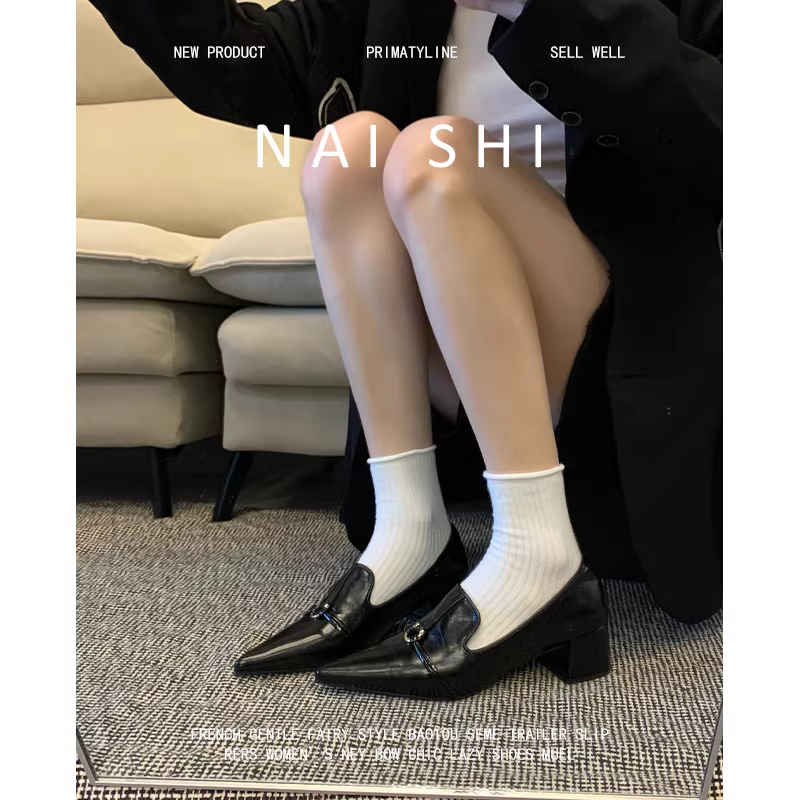 Phiên bản da cừu! Giày lười mũi nhọn thời trang cổ điển dành cho nữ, giày da nhỏ có khóa kim loại cao cấp, giày đế dày màu đen.