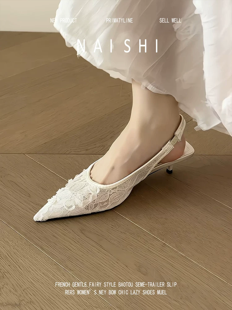 Phiên bản da cừu! Dép quai ngang kiểu Pháp, mũi kín, họa tiết ren rỗng, mang phong cách cổ tích, phối cùng chân váy, giày cao gót nhọn mũi, không gót, dành cho nữ.