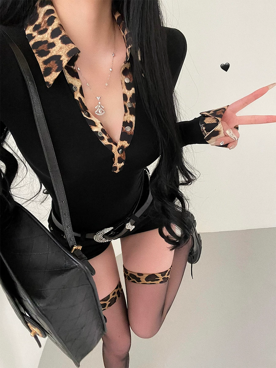 YoungGirlDay Pure Desire Hot Girl Gợi cảm Slim Fit Họa tiết da báo Chắp vá có ve áo Áo thun dài tay hàng đầu