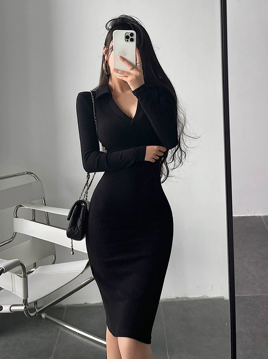 YoungGirlDay váy ôm sát dài tay, cổ chữ V sâu, co giãn, ôm sát cơ thể, gợi cảm