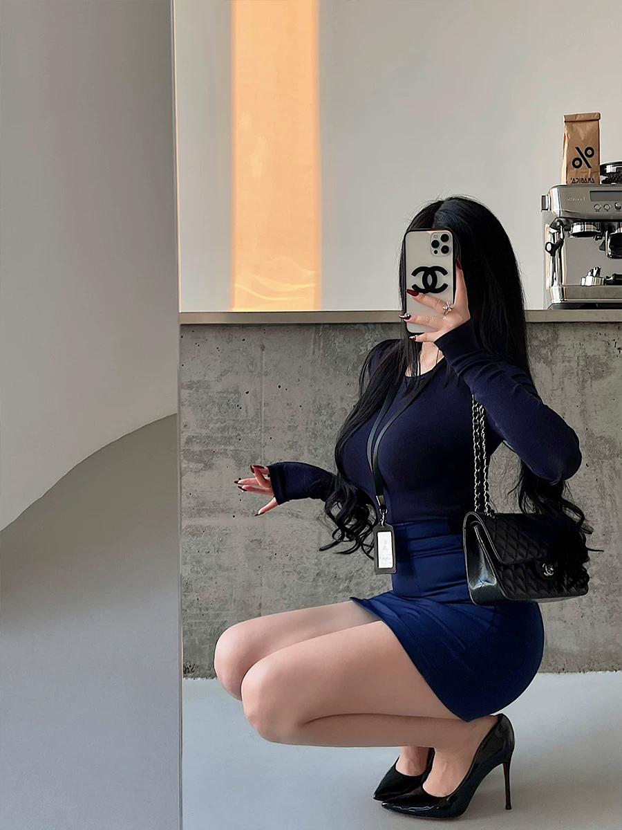 YoungGirlDay Pure Desire Basic Cổ tròn Slim Fit Ba kim năm đường Áo thun dài tay lớp nền dài tay