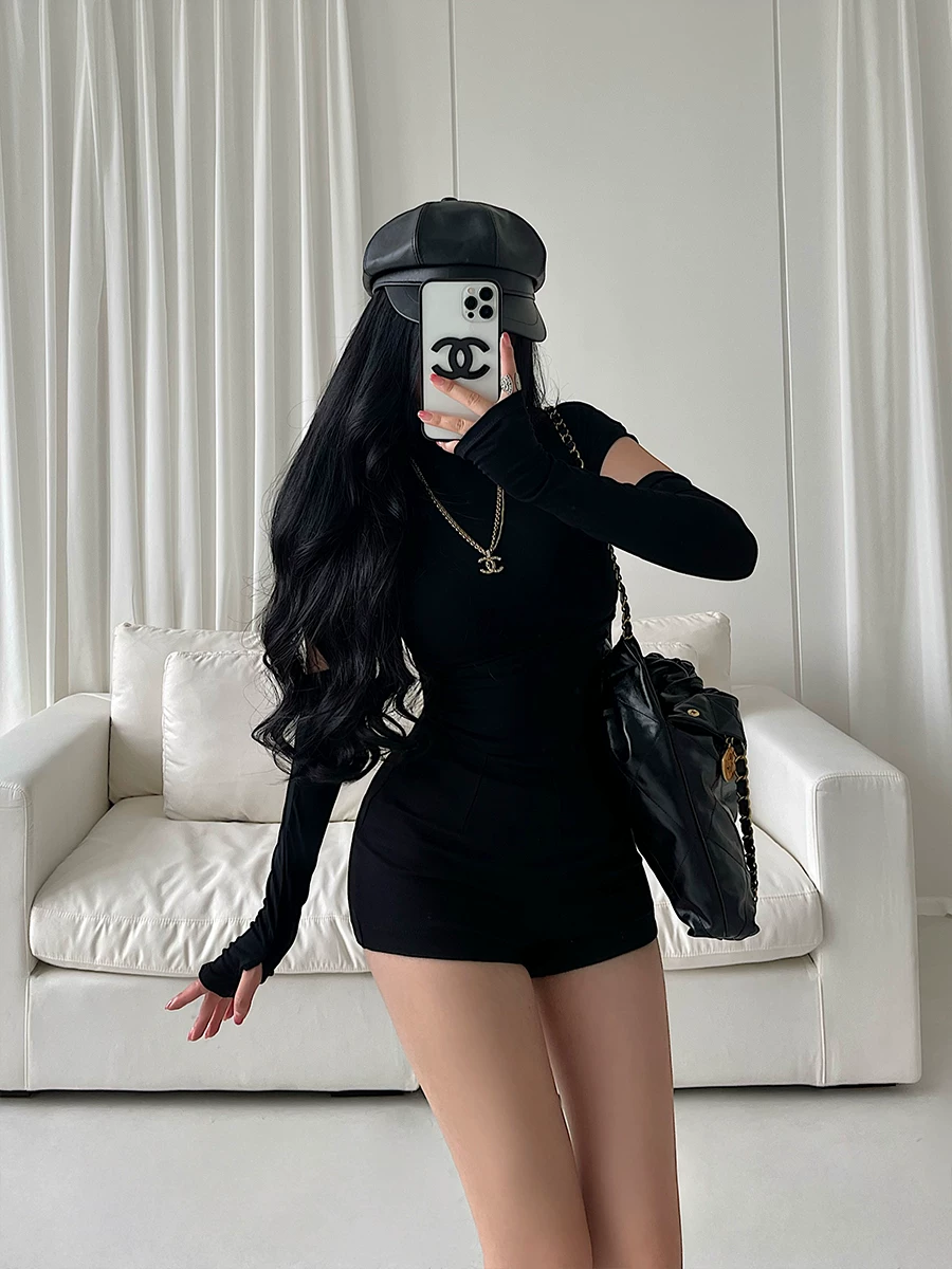 YoungGirlDay Pure Desire Áo thun tay dài bó sát cổ cao gợi cảm dành cho nữ.