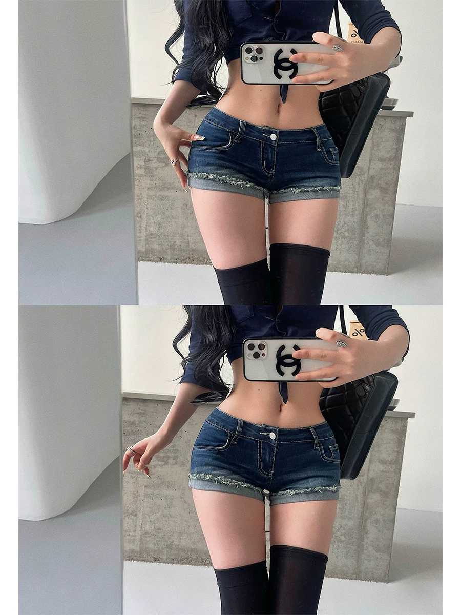 YoungGirlDay Quần short denim bó sát eo thấp gợi cảm theo phong cách truyện tranh Hàn Quốc với các đường viền sờn giúp chân trông dài hơn, quần short gợi cảm dành cho nữ.