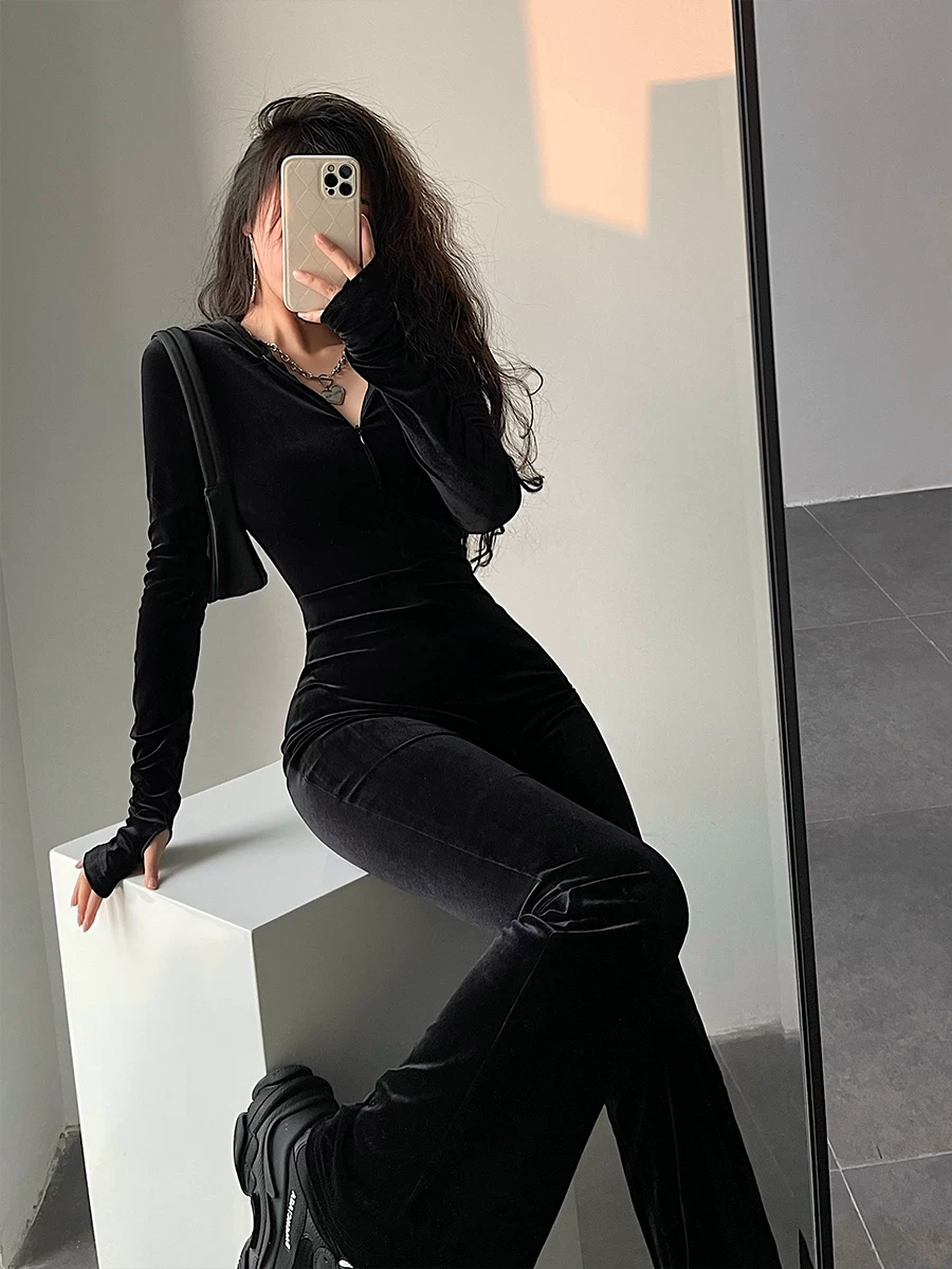 YoungGirlDay Bộ áo liền quần dài tay có mũ trùm đầu bằng vải nhung màu đen thời trang phong cách Âu Mỹ