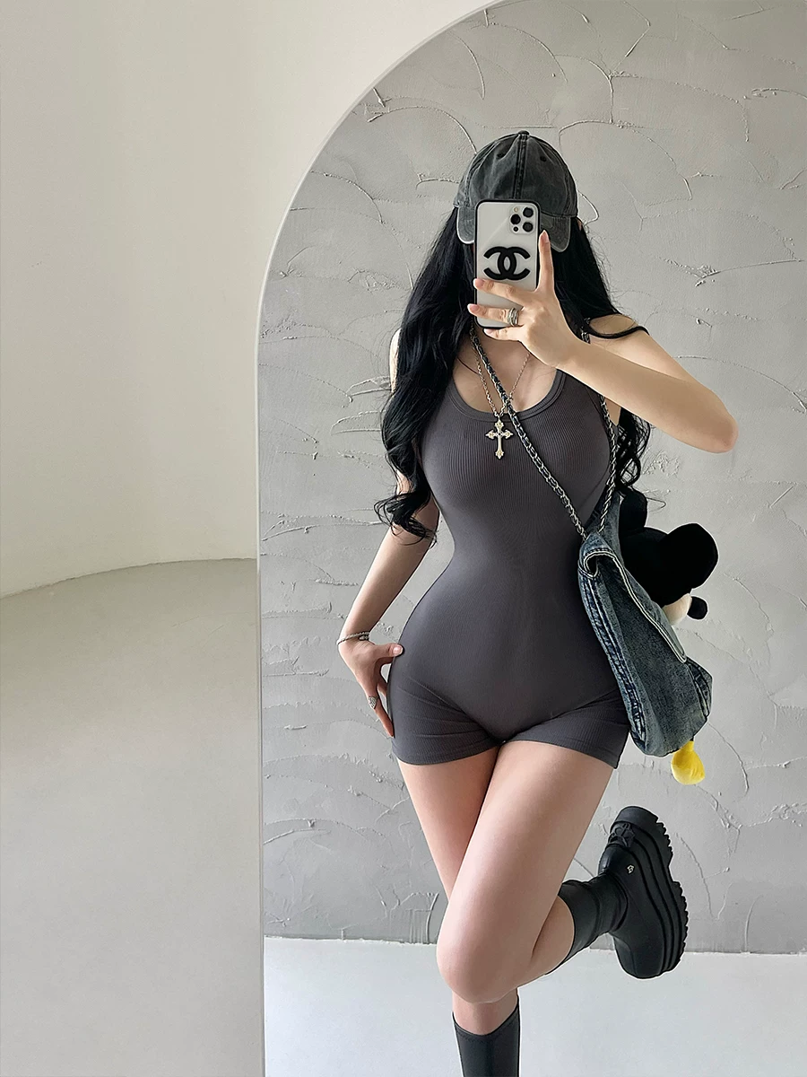 YoungGirlDay Kardashian quần short áo liền quần thể thao cổ chữ U gợi cảm dành cho nữ