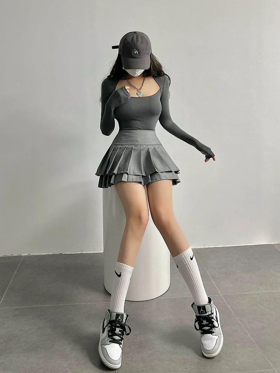 YoungGirlDay Quần short an toàn chống lộ hàng phong cách đại học châu Âu và Mỹ, quần short ngắn xếp ly hai lớp, nửa váy