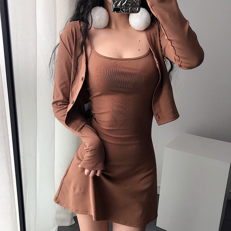 YoungGirlDay2023 Bộ hai món áo cardigan dài tay và váy ngắn có dây đeo gợi cảm phong cách Âu Mỹ