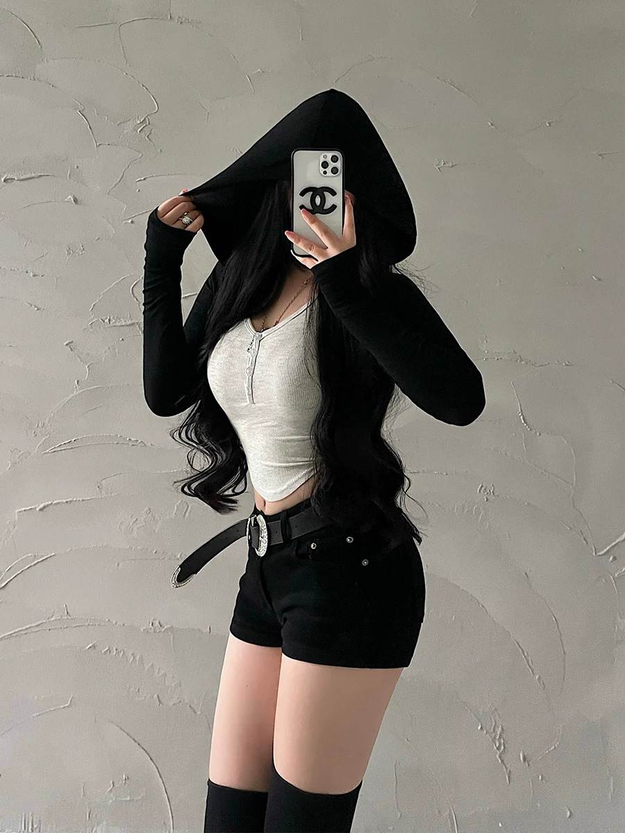 YoungGirlDay American retro hottie slim-fit có mũ trùm đầu dài tay màu tương phản áo thun ngắn thông thường
