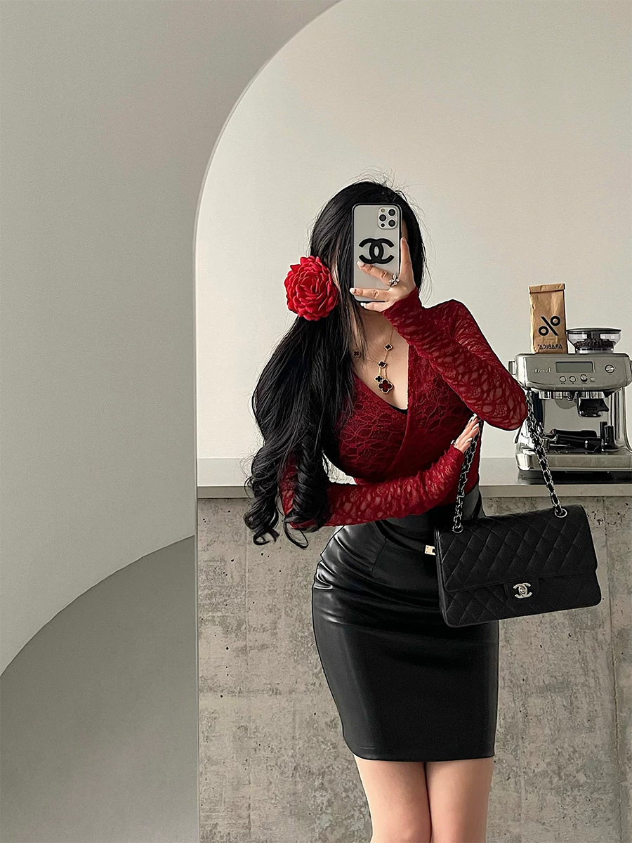 YoungGirlDay Pure Desire Atmosphere Cổ chữ V gợi cảm Slim Fit eo thon dài tay khoét lỗ hơi xuyên thấu Áo ren hơi xuyên thấu