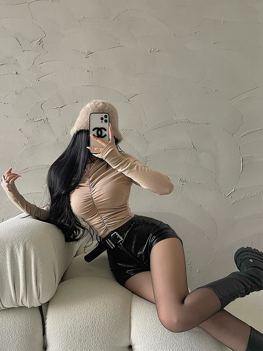 YoungGirlDay Pure Desire Hot Girl Cổ cao Slim Fit Chắp vá xếp nếp eo dài tay áo thun cơ bản.