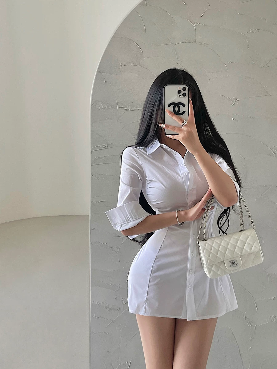 YoungGirlDay Thời trang Hàn Quốc thuần khiết khao khát, áo sơ mi dáng ôm vừa vặn, eo xếp nếp, tay áo dài vừa phải, váy ngắn.