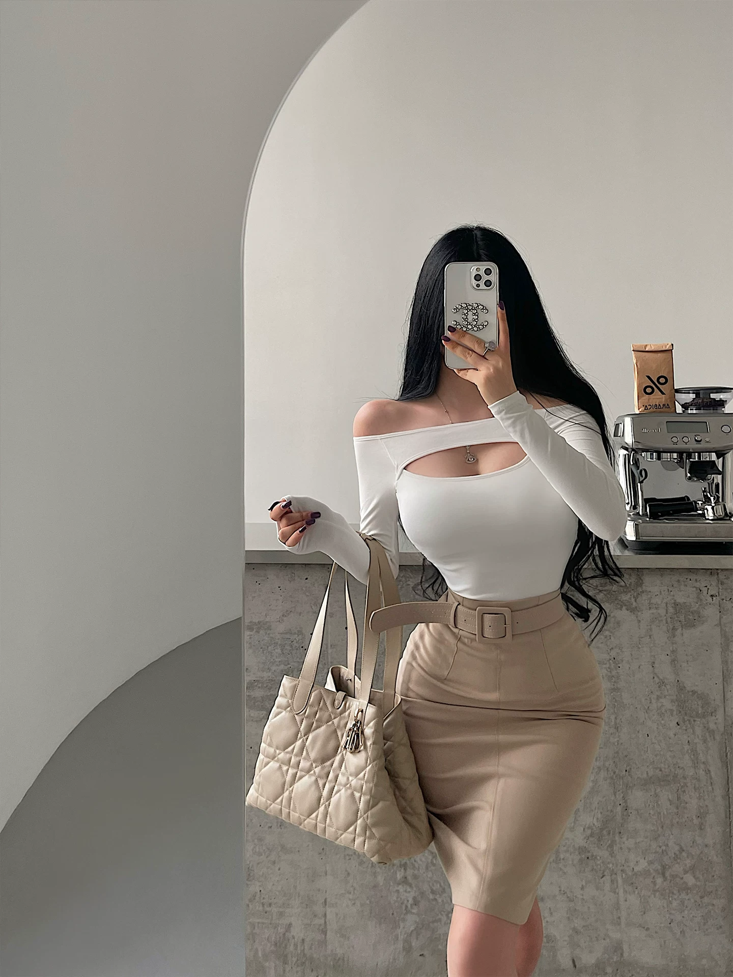YoungGirlDay Pure Desire Áo thun trễ vai gợi cảm có lỗ khoét ngực Slim Fit Áo thun dài tay có miếng đệm ngực