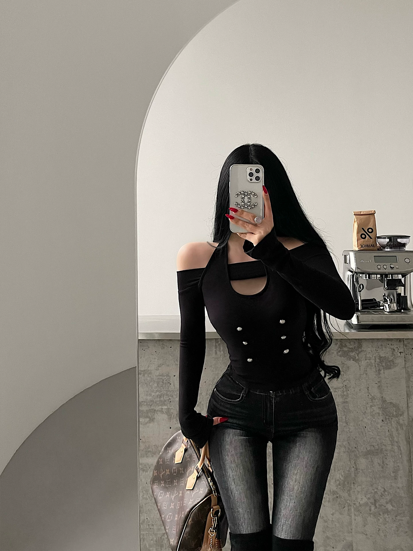 YoungGirlDay Pure Desire Hot Girl Gợi Cảm Lệch Vai Rỗng Ra Đôi Ngực Trang Trí Tay Dài Dây Cổ Áo Thun Hàng Đầu