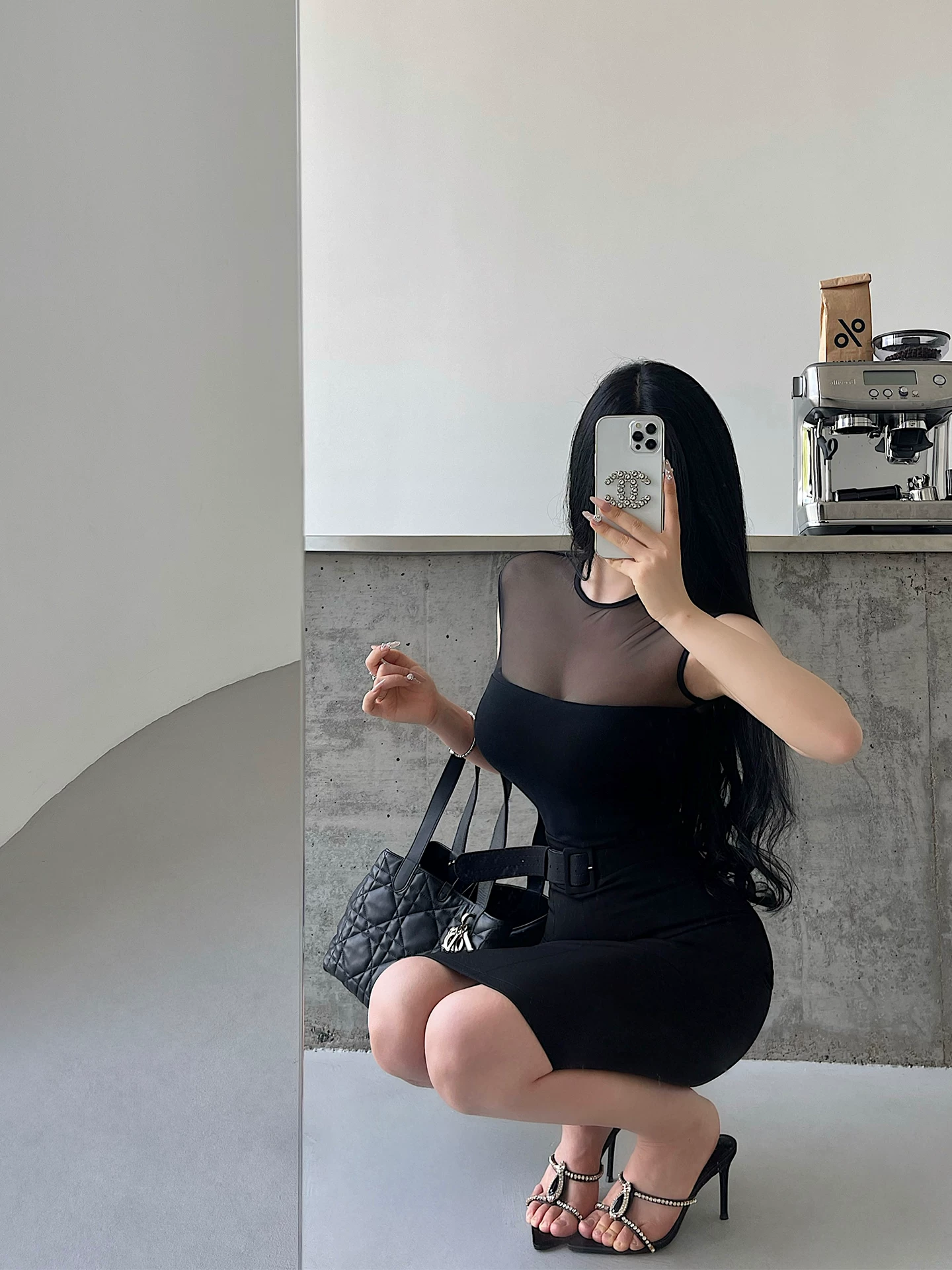 Áo lưới chắp vá YoungGirlDay có miếng đệm ngực, bộ váy ôm hông dài vừa phải kèm thắt lưng