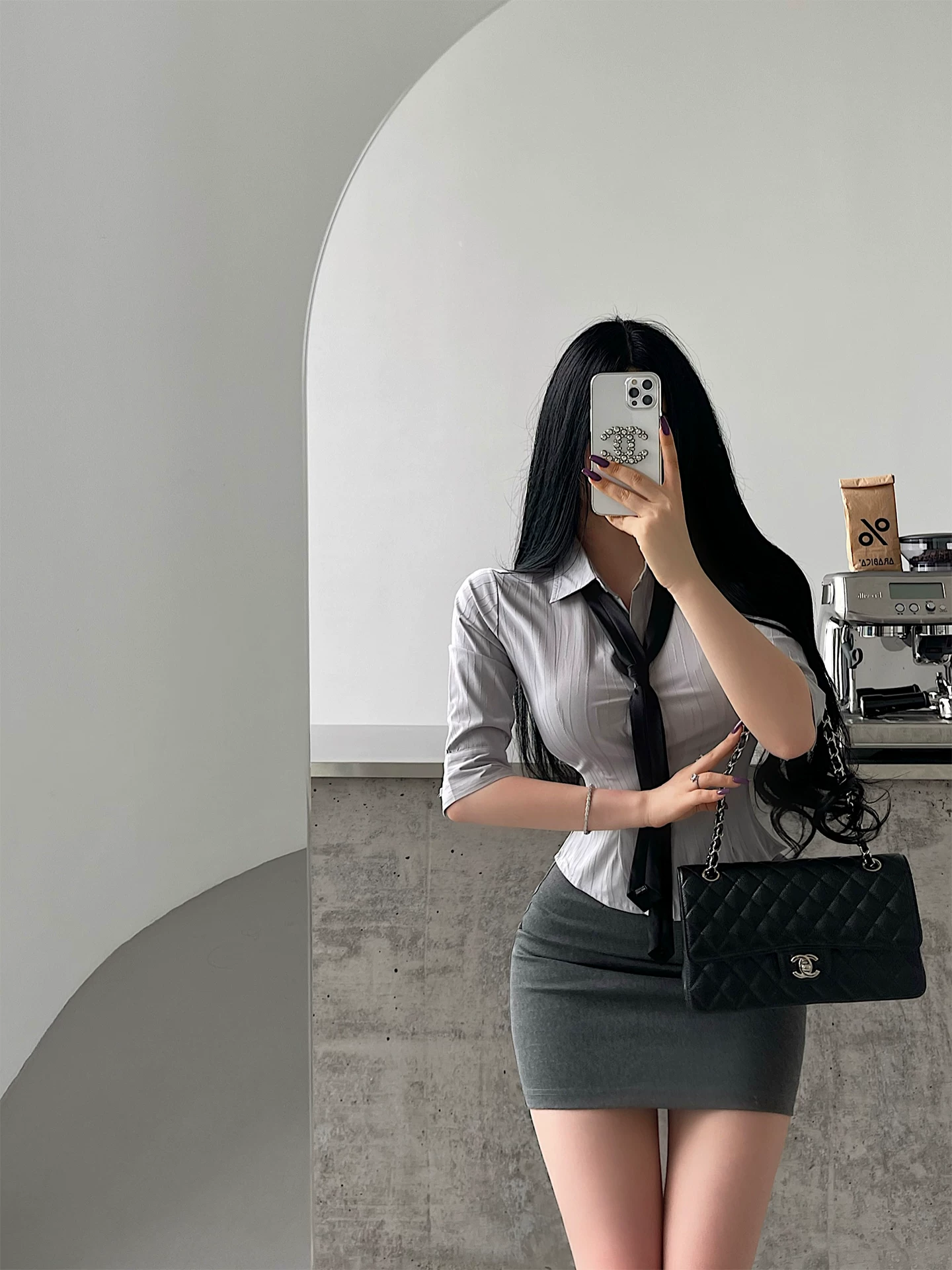 YoungGirlDay Phong cách trưởng thành Pure Desire Hàn Quốc OL Áo sơ mi thắt nơ tay lỡ vừa vặn ôm eo thon gọn kiểu OL Hàn Quốc.