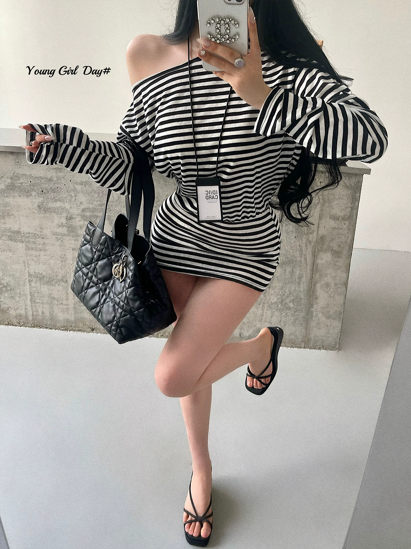 YoungGirlDay váy ngắn dáng suông, tay dài, sọc ngang, dáng suông, ôm sát eo, váy ngắn