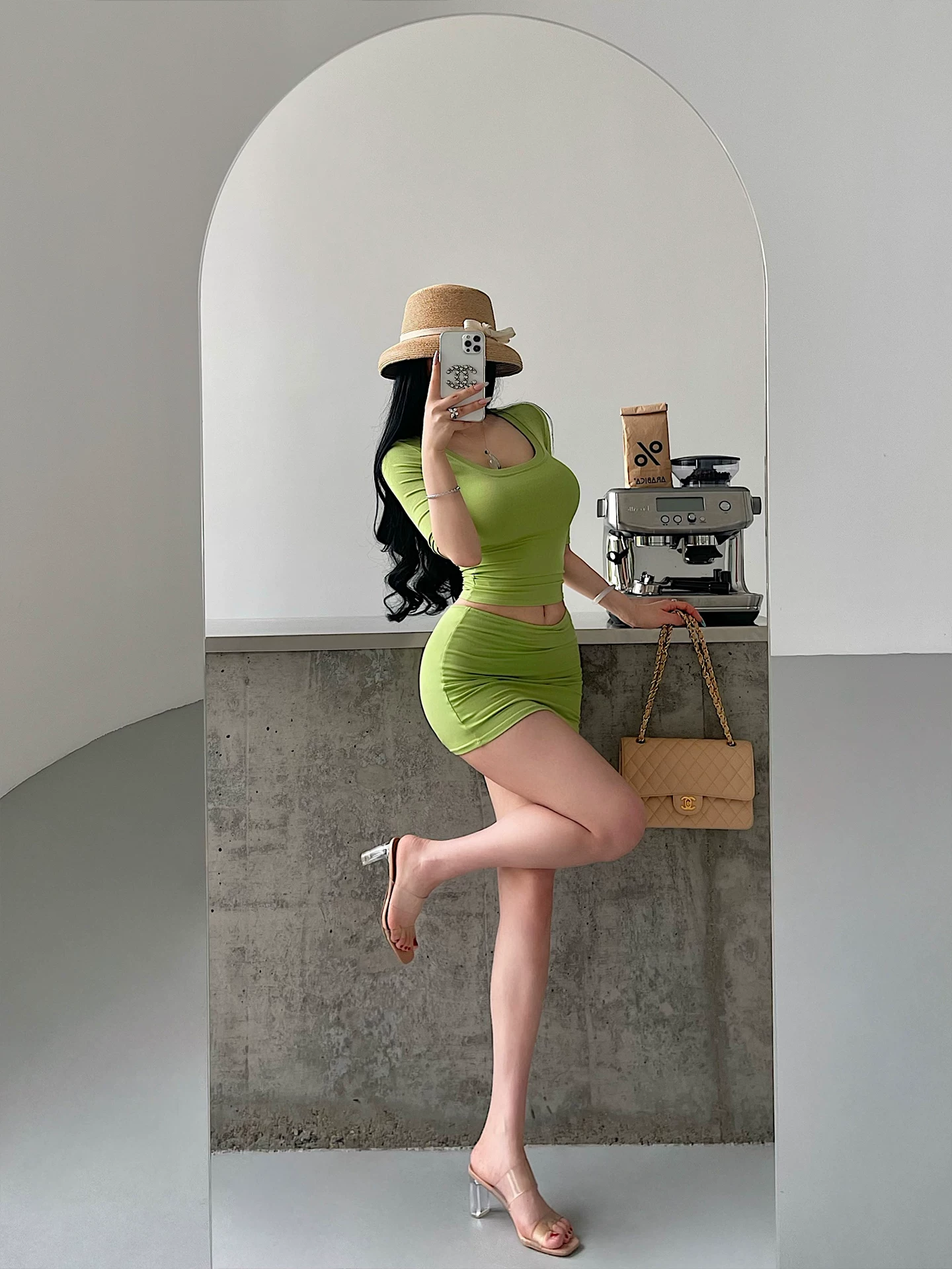 YoungGirlDay【King of Outfits 2.0】Áo thun tay lửng gợi cảm thuần khiết và váy ôm sát eo thấp