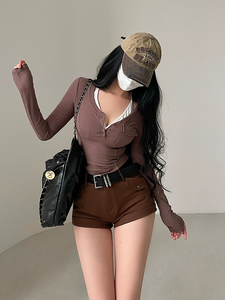 YoungGirlDay Quần short công sở ôm sát eo cao gợi cảm phong cách Mỹ kèm thắt lưng thời thượng.