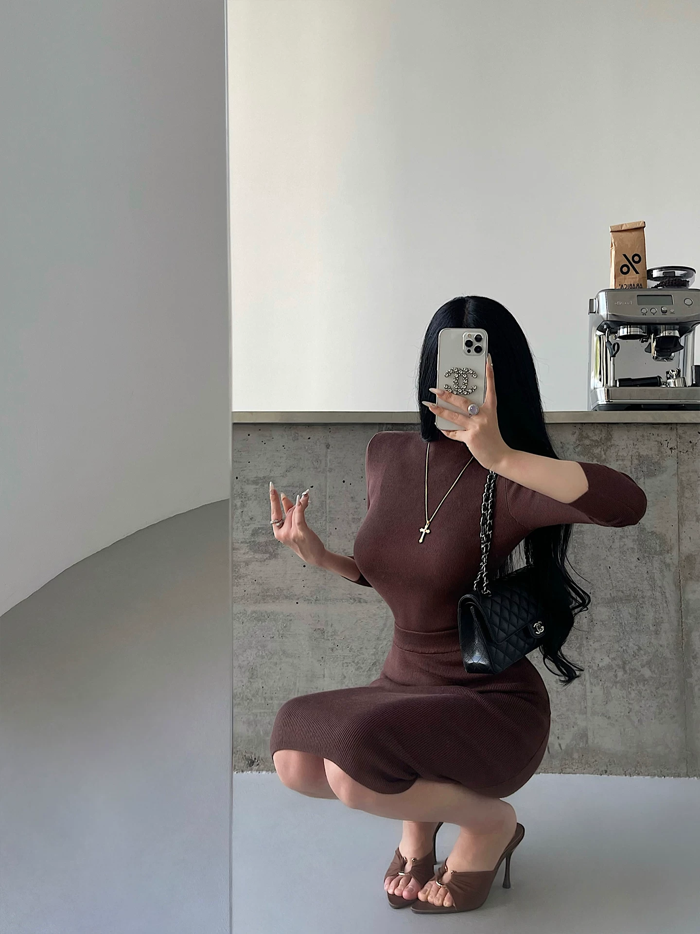 Áo thun dệt kim co giãn tay lửng, ôm sát, cổ cao, kiểu dáng cơ bản của YoungGirlDay