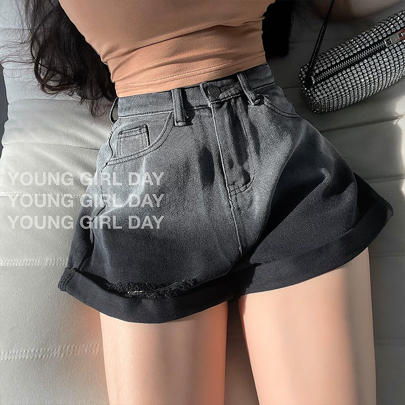 YoungGirlDay Quần short denim viền cuộn kiểu Âu Mỹ gợi cảm, cạp cao, dáng chữ A, phối màu gradient, quần short denim viền cuộn