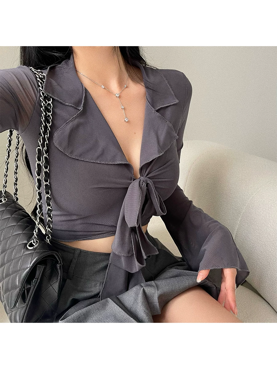Áo crop top ngắn ôm sát phong cách YoungGirlDay thuần khiết gợi cảm với tay áo loe và chất liệu vải lưới, áo khoác chống nắng.