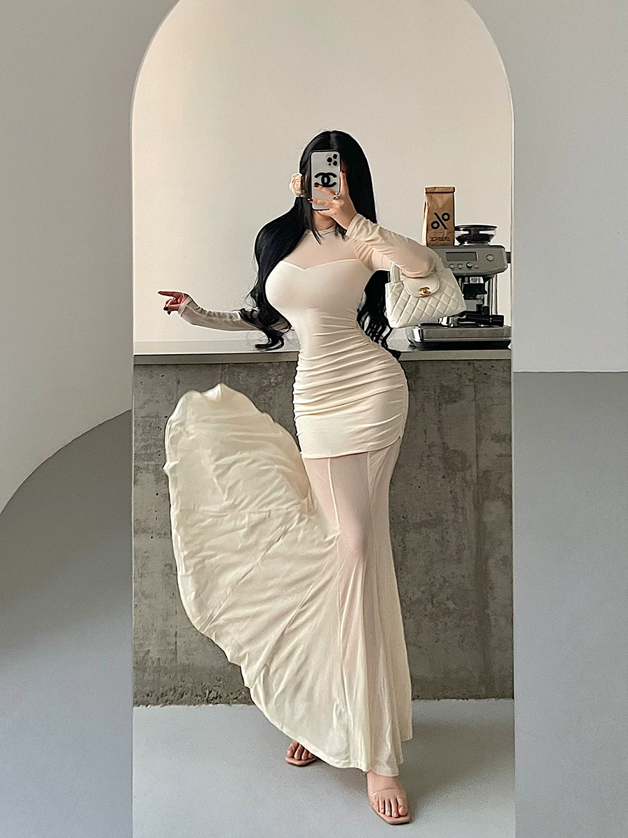 YoungGirlDay phong cách thuần khiết và quyến rũ, váy dài đuôi cá xếp ly ôm eo, phối lưới, kiểu dáng thuần khiết và quyến rũ