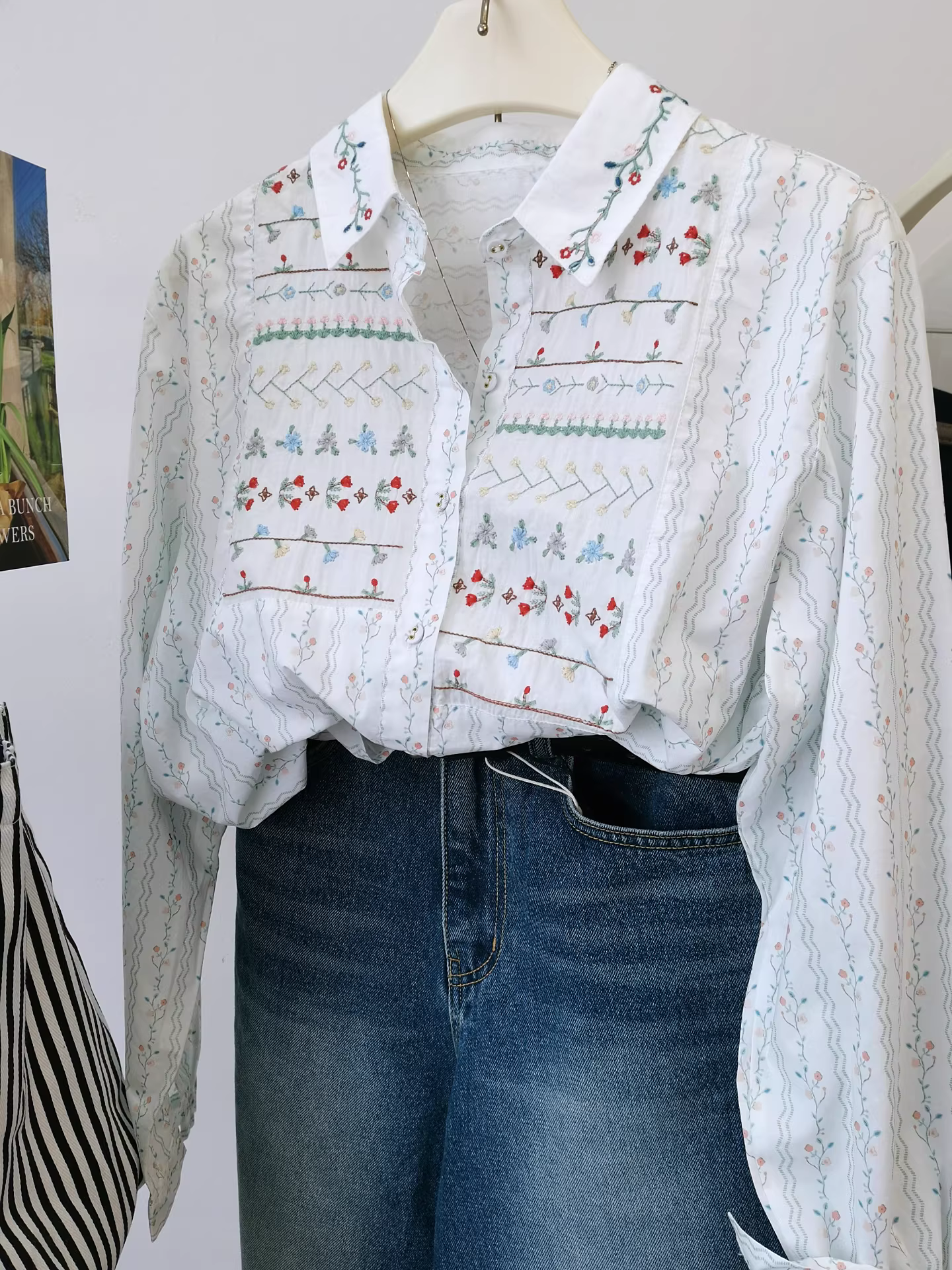 Áo sơ mi dài tay bằng cotton thêu hoa mềm mại, nhiều màu sắc dành cho nữ, dáng rộng thoải mái khi đi làm, thiết kế in họa tiết nhiều lớp