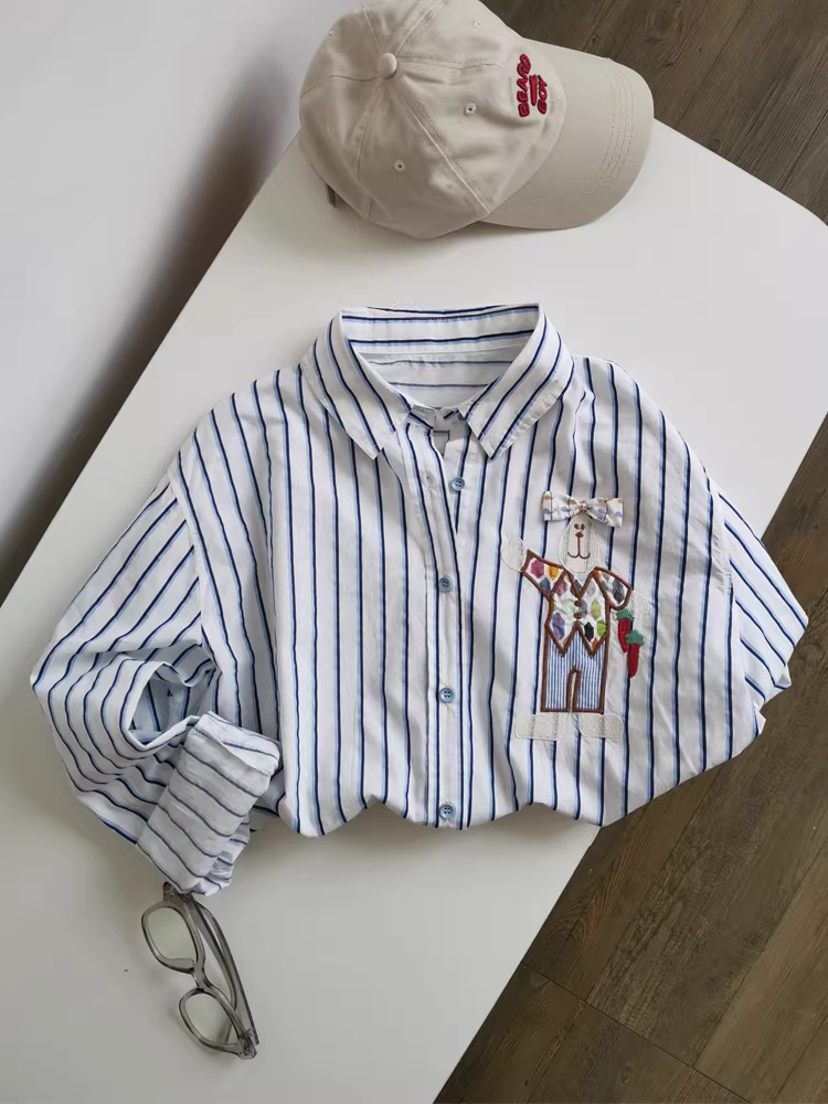 Hàng mới về mùa xuân: Áo sơ mi dài tay sọc dọc bằng cotton nguyên chất, kiểu dáng thời trang và hợp xu hướng dành cho nữ với chất liệu mềm mại.