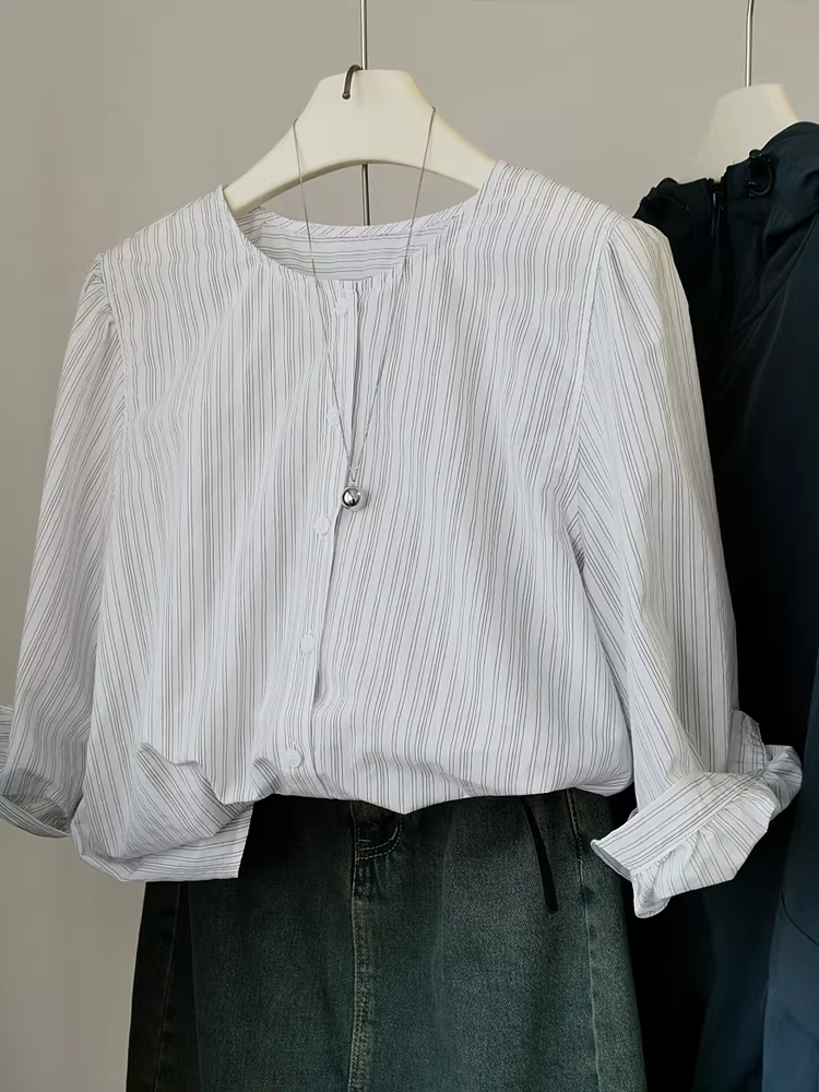 Áo sơ mi sọc dọc cổ tròn phong cách Nhật Bản hợp thời trang tươi trẻ ngọt ngào dành cho nữ Áo khoác chống nắng tay giữa dành cho mùa xuân hè