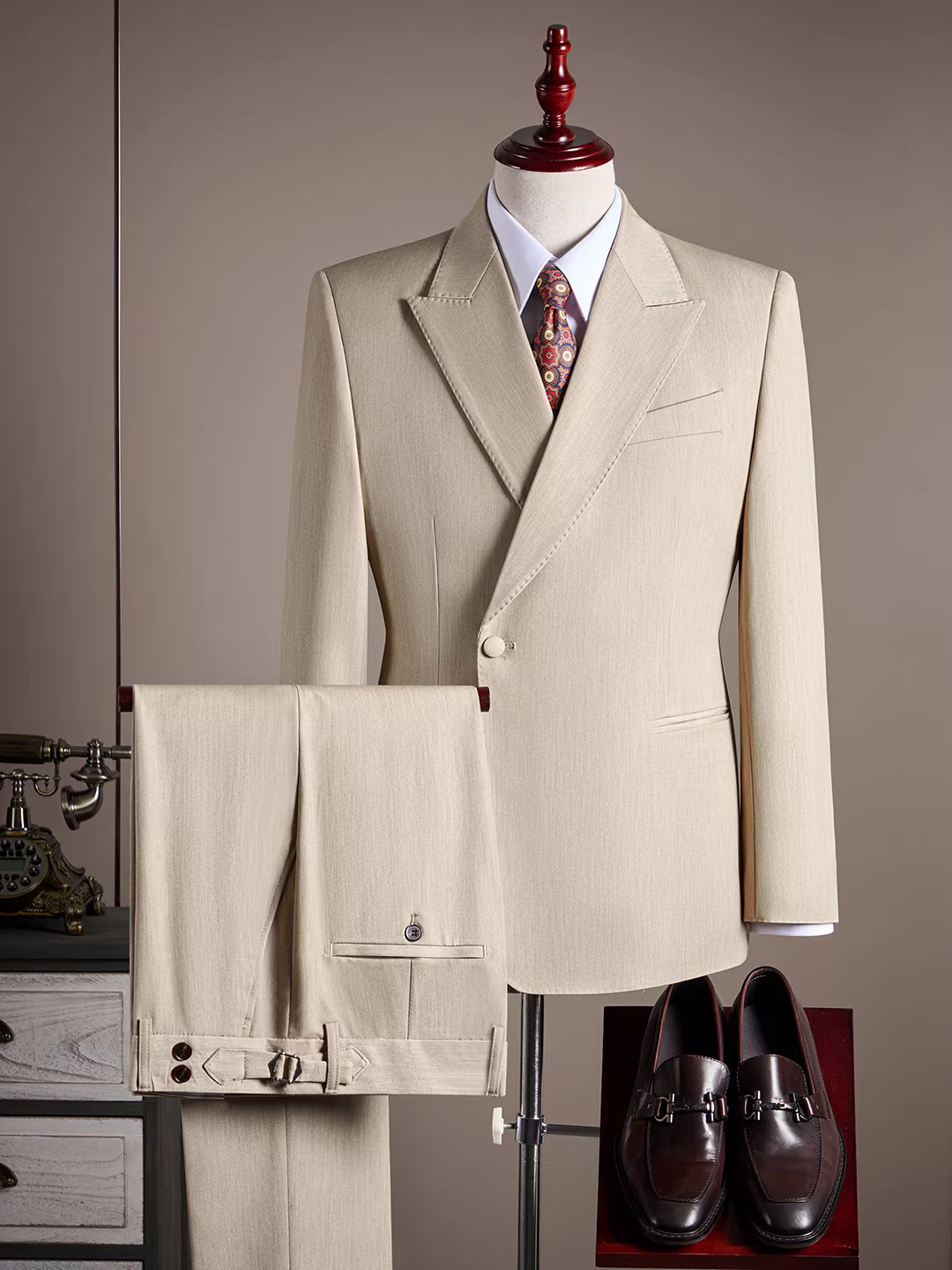 Bộ vest nam cao cấp chất liệu len Tencel, chất lượng cao, phong cách kinh doanh lịch lãm, đa năng, ôm dáng, không nhăn.