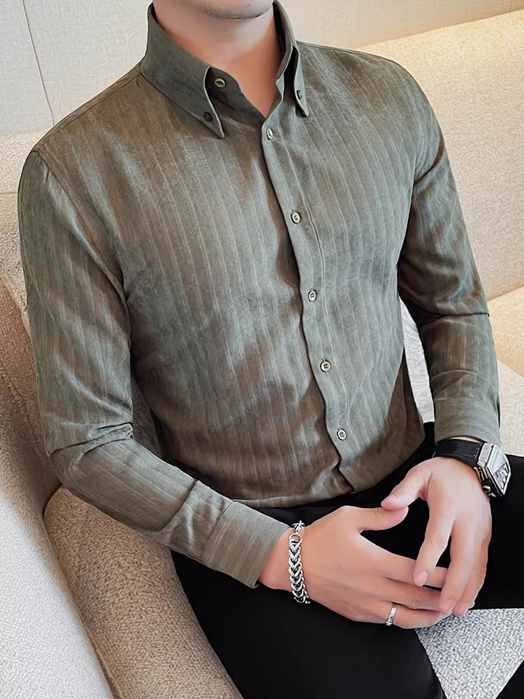 Áo sơ mi nam cao cấp kẻ sọc, tay dài, kiểu mới thu đông 2024, phong cách công sở lịch lãm, ôm dáng, hợp thời trang, cá tính.