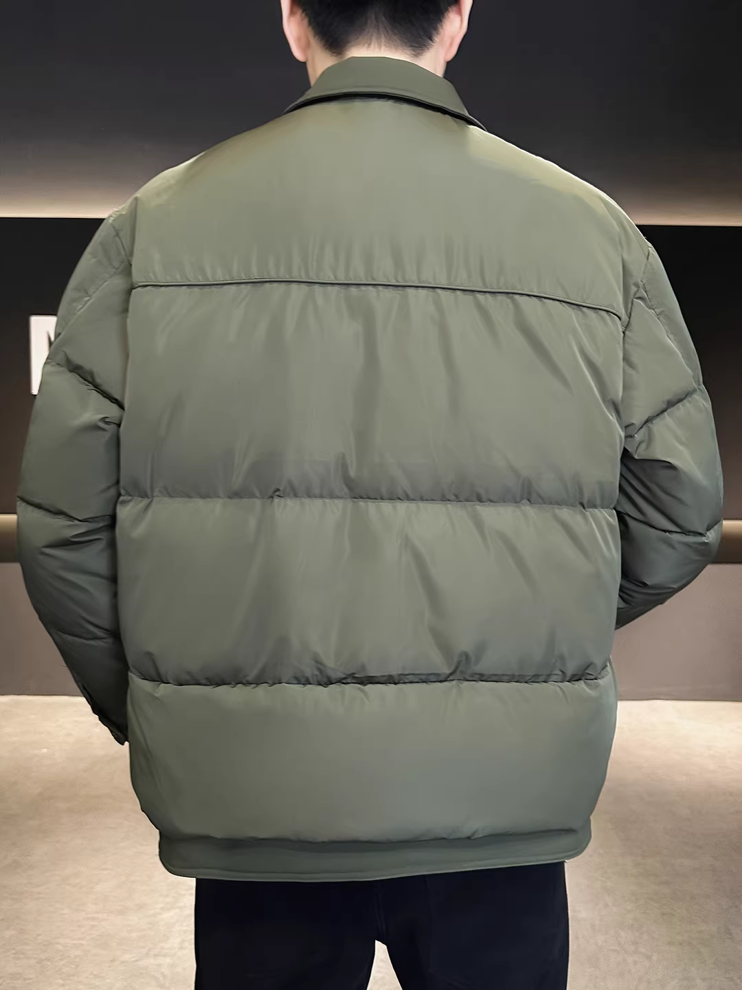 Áo khoác phao nhẹ phối viền cho nam, kiểu mới mùa đông 2025, đa năng và thời trang, áo khoác ngắn chất lượng cao.
