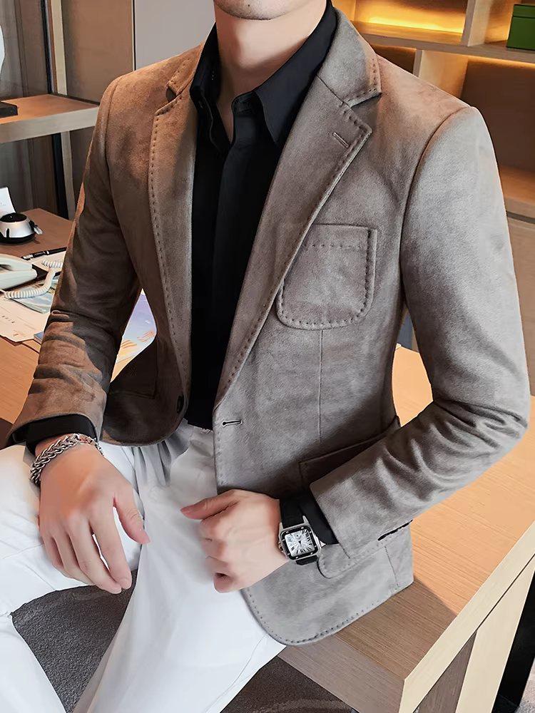 Áo blazer da lộn nam, kiểu mới thu đông 2025, thời trang, ôm dáng, lịch lãm, màu trơn, dễ chăm sóc, kiểu dáng đơn giản.