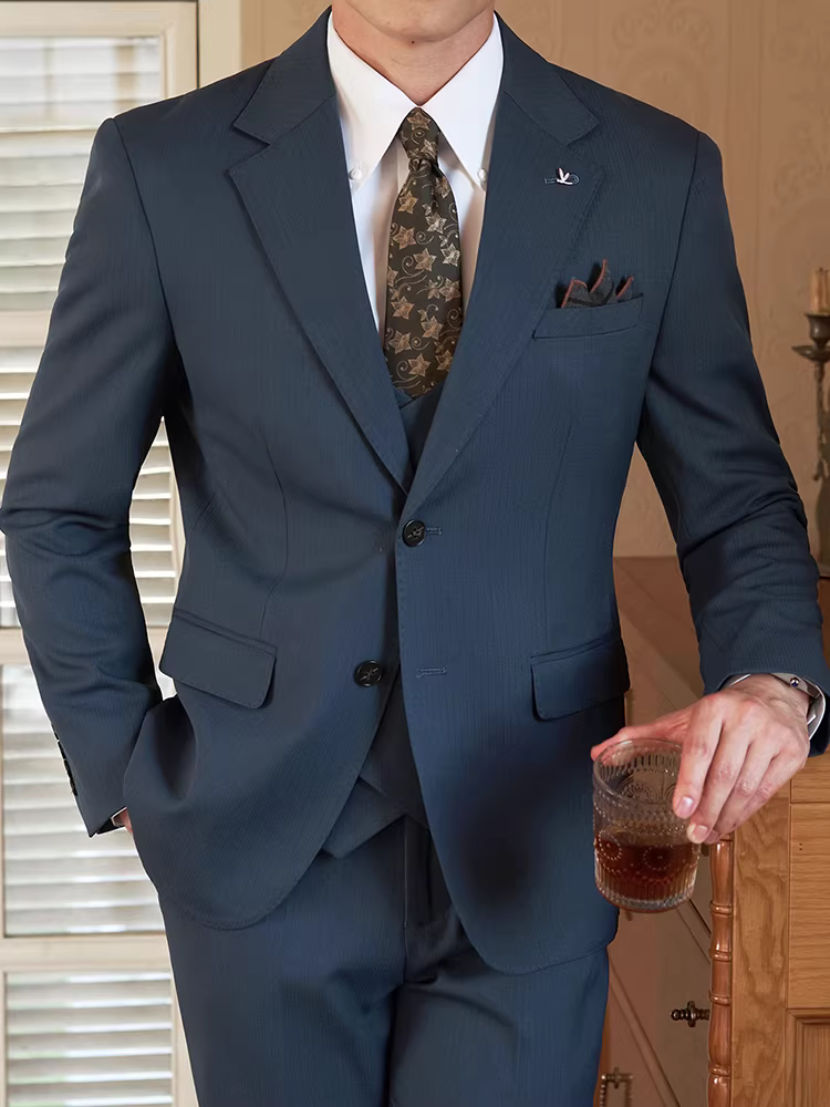 Bộ vest nam kiểu Anh, kẻ sọc, vest công sở, trang phục dạ hội, đám cưới, kiểu dáng ôm sát, chất liệu cao cấp, bộ ba món.