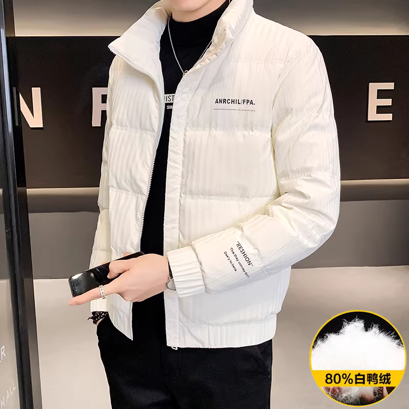 Áo khoác nam kẻ sọc, mùa đông 2025, kiểu dáng mới thời thượng, bán chạy, ngắn, ôm dáng, nhẹ