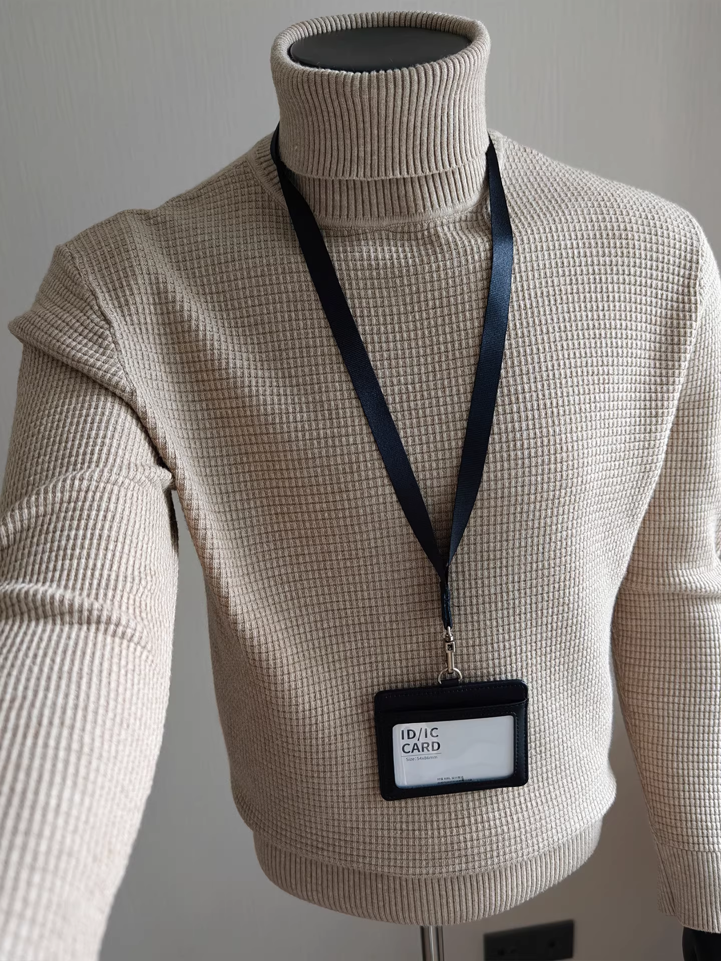 Áo len cổ lọ dệt kim kiểu Old Money dành cho nam, tay dài, kiểu mới mùa đông 2025, dáng rộng, áo len trơn đa năng.