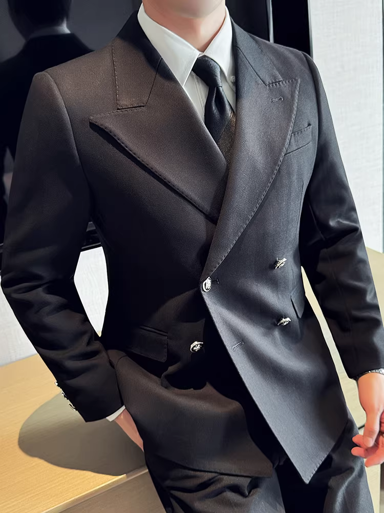 Áo blazer nam dáng dài, dày dặn, kiểu mới thu đông 2024, phong cách công sở lịch lãm, ôm dáng.