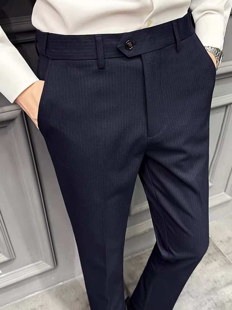Quần âu nam lưng thun thu đông 2025 thời trang mới kiểu dáng hiện đại sọc kẻ ôm dáng ống côn quần vest công sở