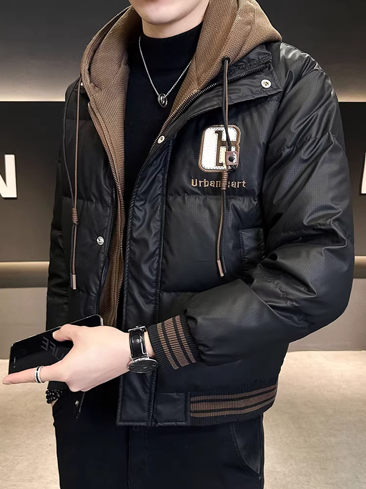 Áo khoác phao nam giả hai lớp phối màu có mũ mùa đông 2025 kiểu dáng mới thời trang cá tính dày dặn ngắn
