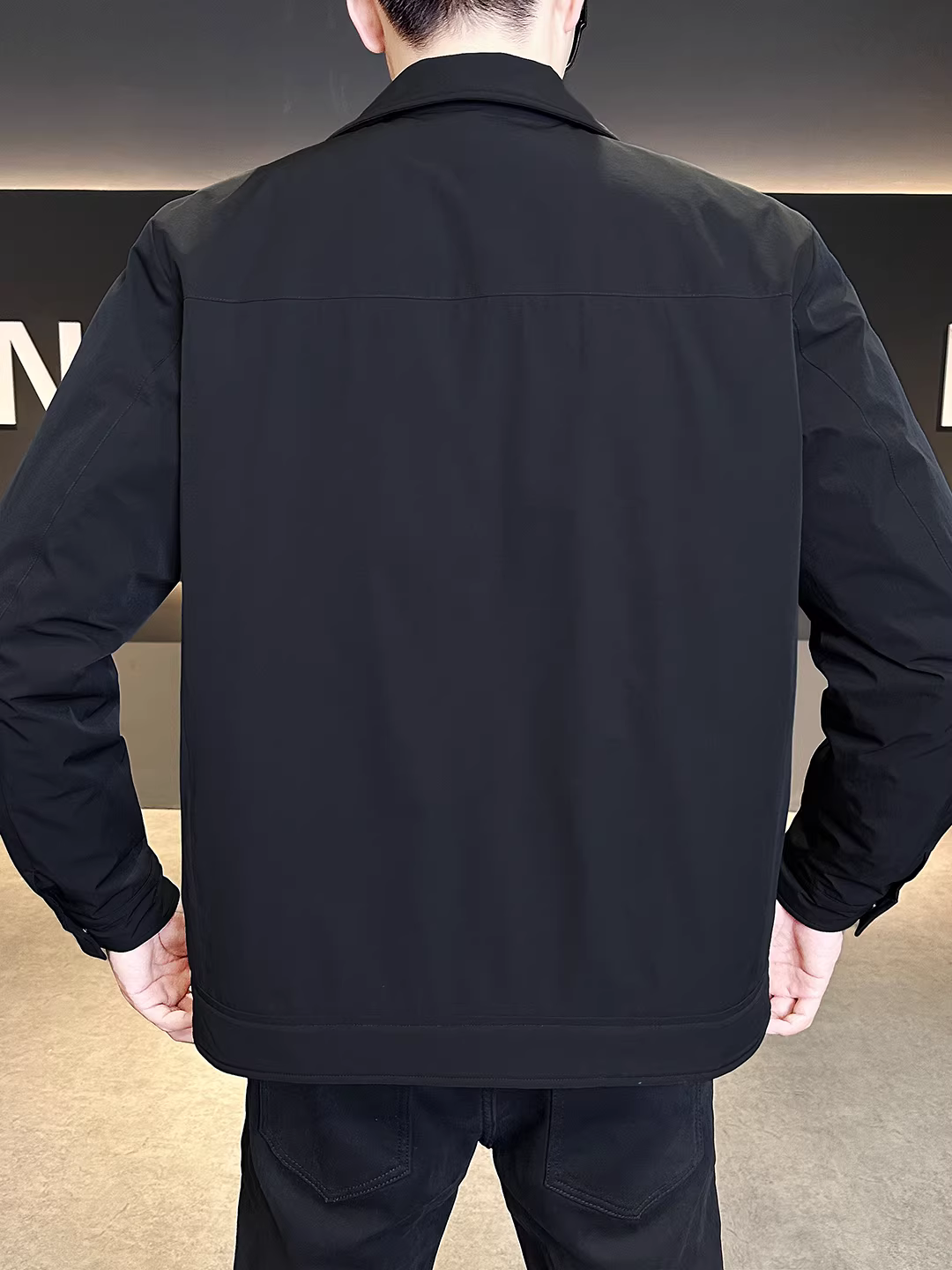 Áo khoác phao nhẹ thêu hình ngựa chiến dành cho nam mùa đông 2025, chất lượng cao, dáng rộng, cổ ngắn, ấm áp