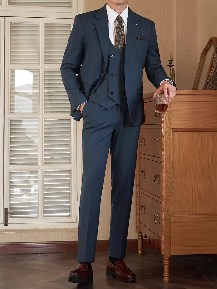 Bộ vest nam kiểu Anh, kẻ sọc, vest công sở, trang phục dạ hội, đám cưới, kiểu dáng ôm sát, chất liệu cao cấp, bộ ba món.