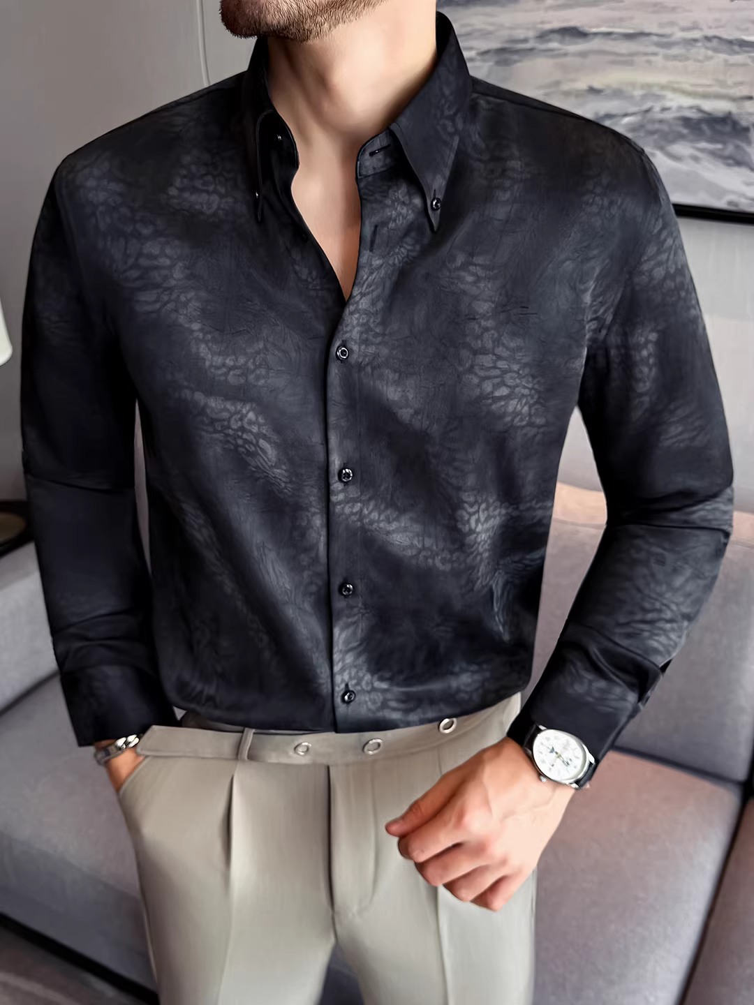 Áo sơ mi dài tay bằng vải satin có cổ nhọn kiểu Pháp dành cho nam, áo sơ mi thường ngày hơi rộng in màu chuyển sắc thời trang cao cấp