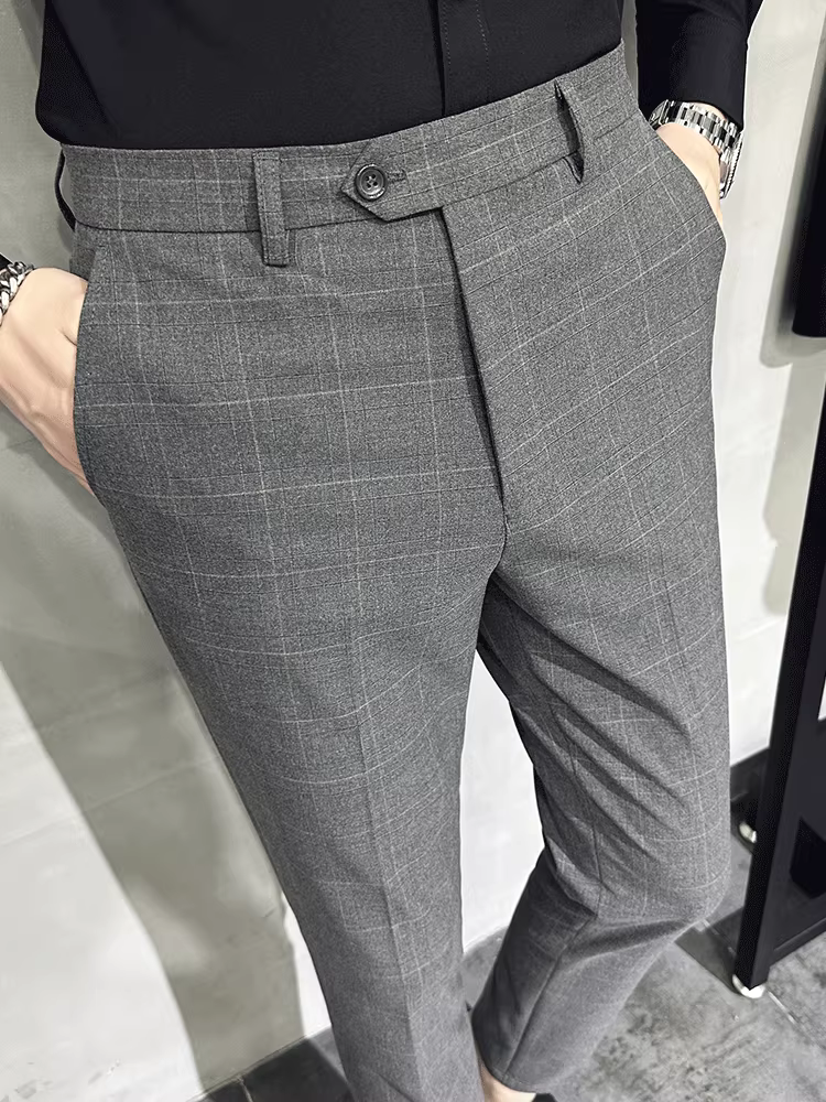 Quần âu kẻ caro nam, thời thượng và cao cấp, kiểu dáng mới 2024, quần ống côn lịch lãm và ôm dáng, quần kiểu Hàn Quốc.