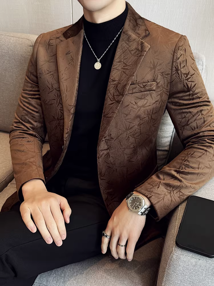 Áo blazer nam chất liệu nhung jacquard, kiểu dáng mới xuân thu, phong cách công sở lịch lãm, đa năng, ôm dáng, thời trang cổ điển.