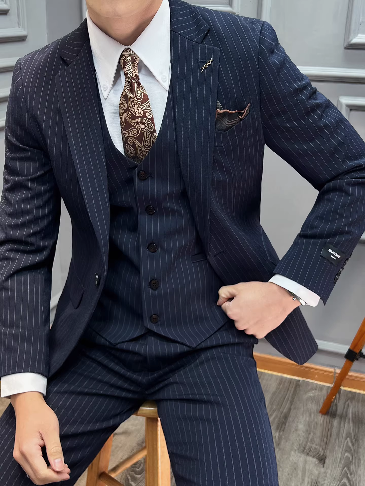 Bộ vest kẻ sọc một nút dành cho nam, cao cấp, ôm dáng, lịch lãm, thời trang, phong cách công sở, vest cưới, bộ ba món