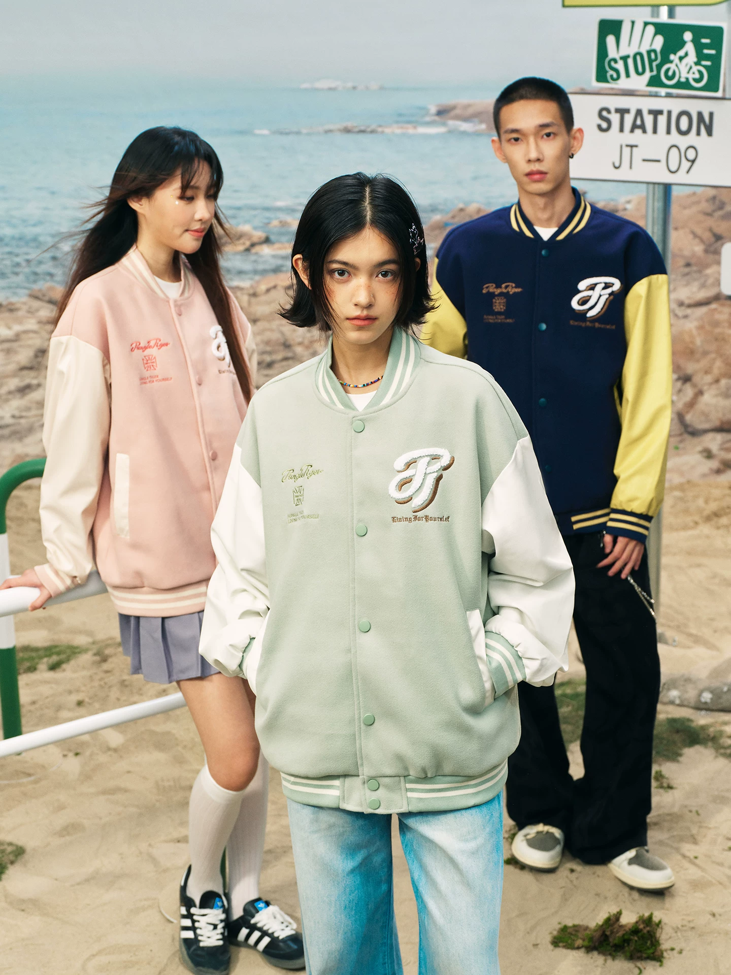 Áo khoác bóng chày thêu họa tiết Tiger American Street Style Unisex, kiểu dáng rộng rãi, thoải mái, thời trang