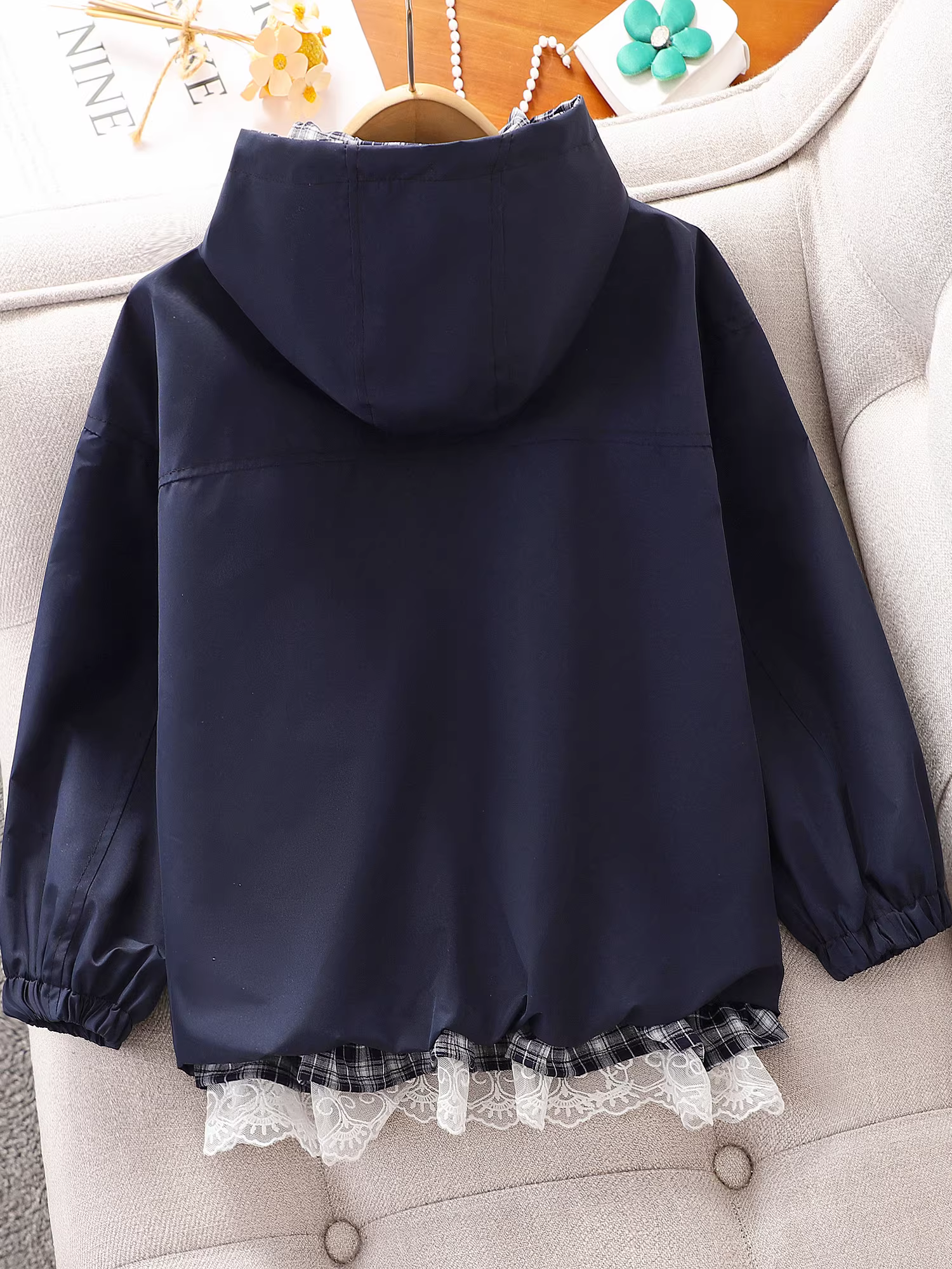 Áo khoác có mũ mùa thu cho bé gái, áo khoác ren thường ngày cho trẻ em, kiểu mới xuân thu 2025, áo ren cho bé gái lớn