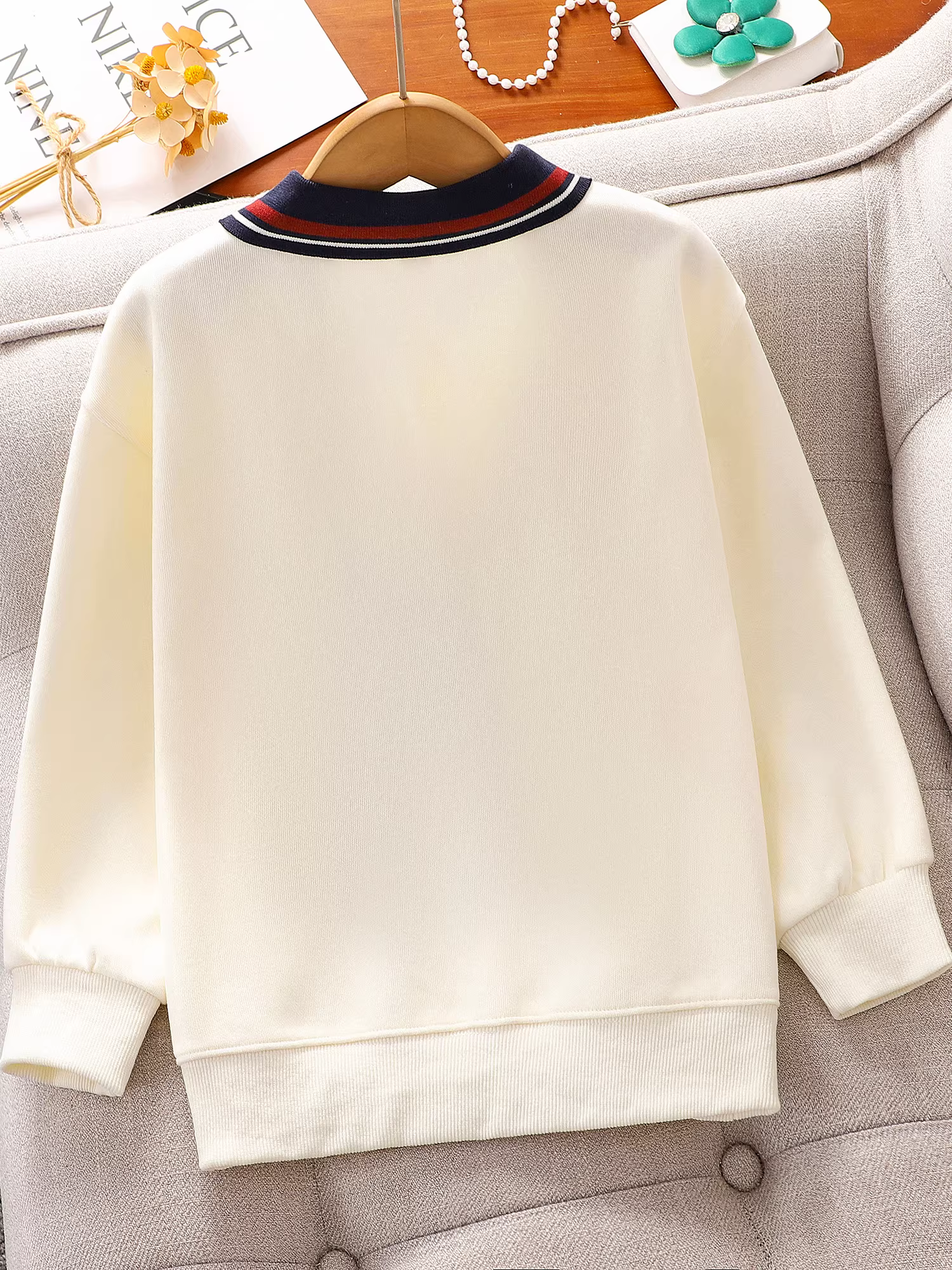 Áo thun bé gái mùa xuân thu, áo sơ mi bé gái phong cách preppy, áo thun bé gái mùa thu 2025 mới, áo POLO rộng rãi