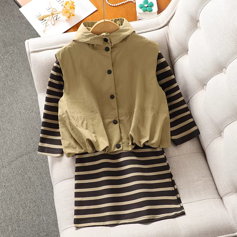 Áo gile có mũ cho bé gái mùa thu 2025 kiểu mới, áo gile rộng rãi cho bé gái lớn, áo kiểu dáng rộng rãi, thoải mái cho trẻ em mùa xuân và mùa thu