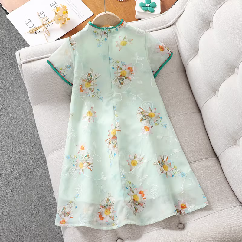 Váy bé gái 2025 kiểu hè mới dành cho bé gái lớn, kiểu sườn xám Trung Hoa, phong cách Trung Hoa mới, váy mỏng cổ điển cho bé gái